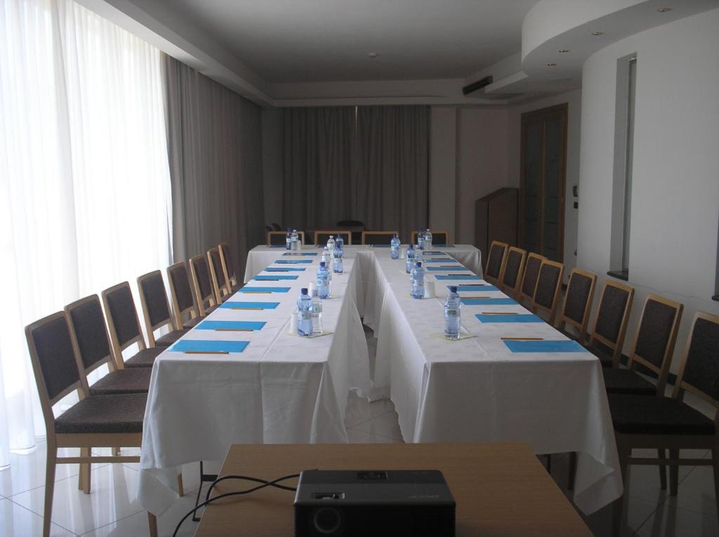 Garden Hotel Arezzo Ngoại thất bức ảnh