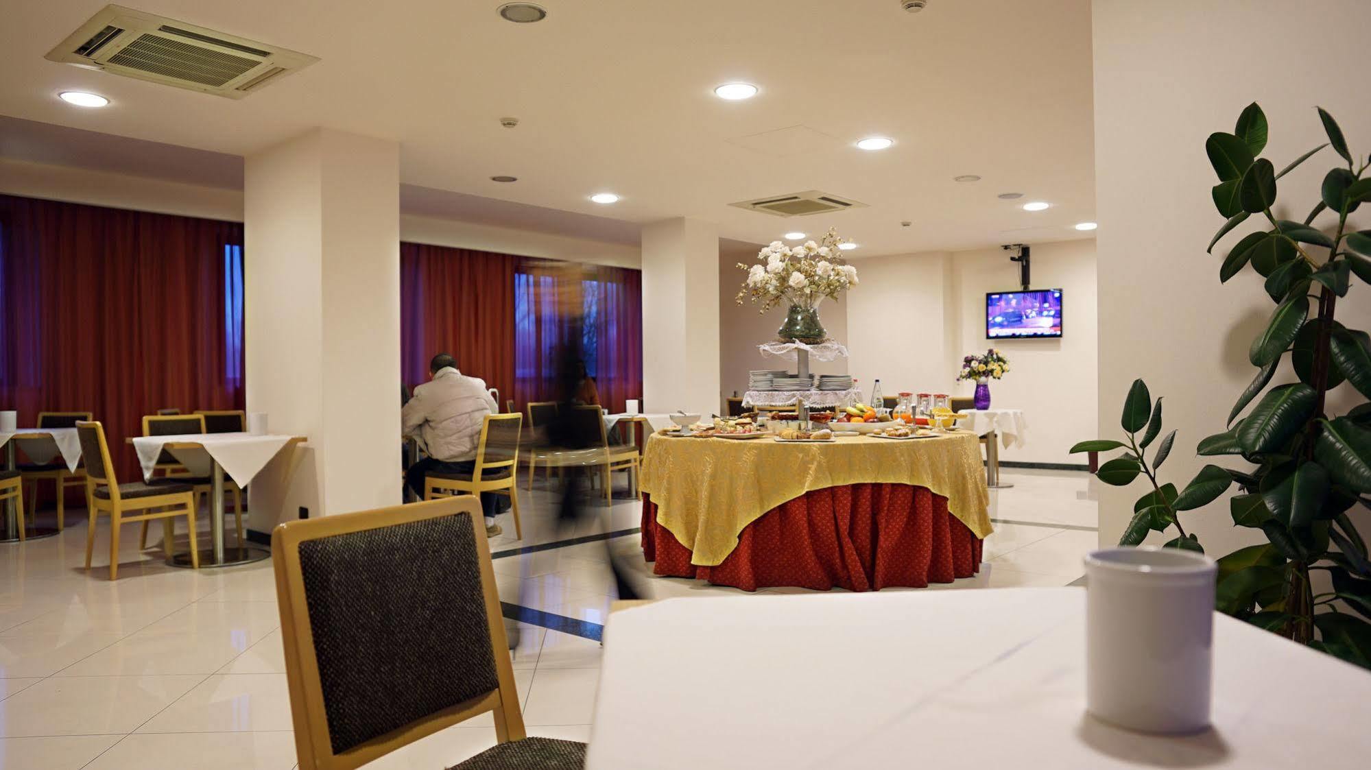 Garden Hotel Arezzo Ngoại thất bức ảnh